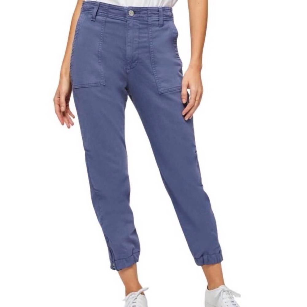 7 for All Mankind French Blue Joggers with side zippers, sz 28